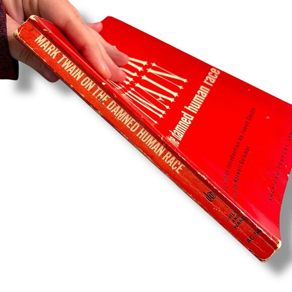 Vintage Mark Twain on the Damned Human Race Paperback Book 1963 - Picture 10 of 10